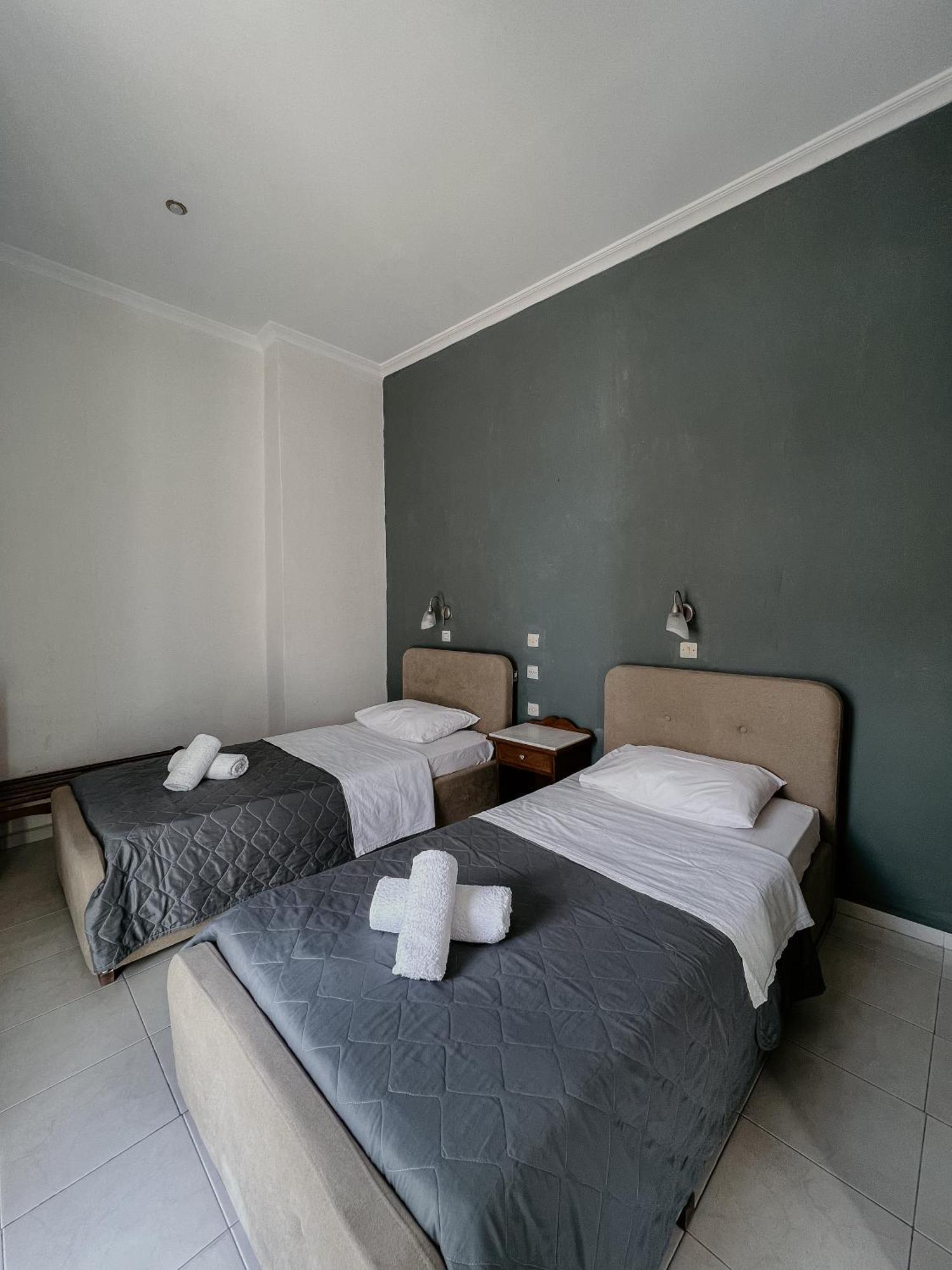 Hotel Thirasia Fira  Ruang foto